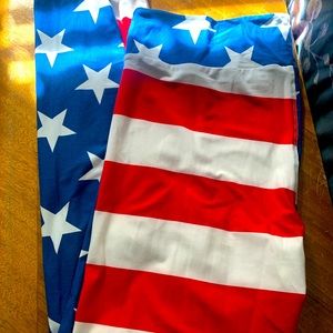 EUC LLR Stars & Stripes Legging Size TC2